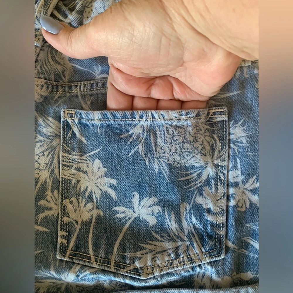 Old Navy Pineapple Print Girls Jean Shorts